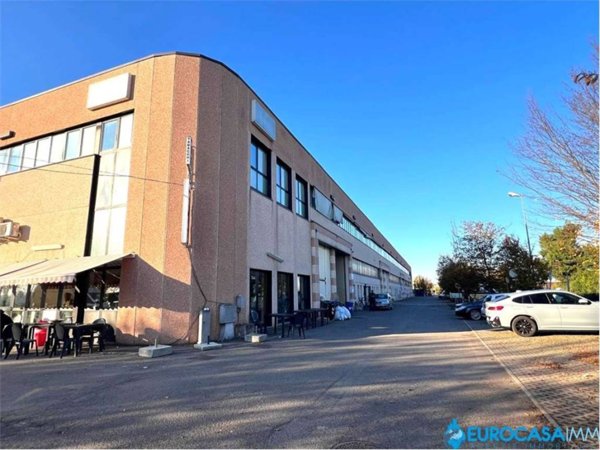 ufficio in vendita a Novi di Modena