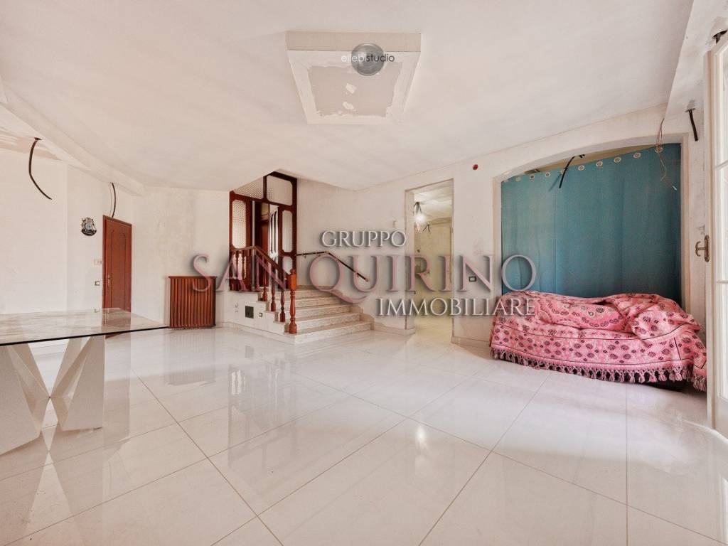 casa indipendente in vendita a Novi di Modena in zona Rovereto sulla Secchia