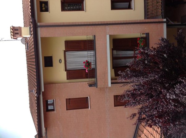 appartamento in vendita a Novi di Modena in zona Sant'Antonio in Mercadello