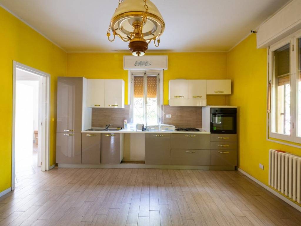 casa indipendente in vendita a Novi di Modena in zona Sant'Antonio in Mercadello