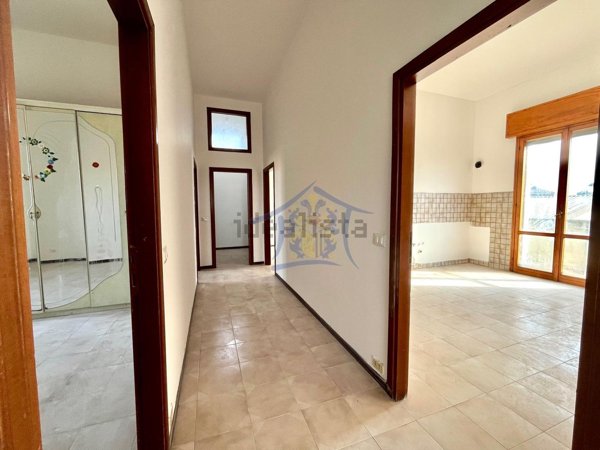 casa semindipendente in vendita a Novi di Modena