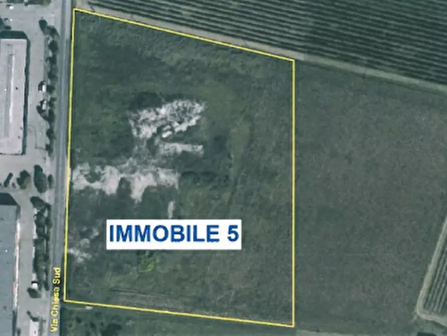 terreno edificabile in vendita a Novi di Modena in zona Rovereto sulla Secchia