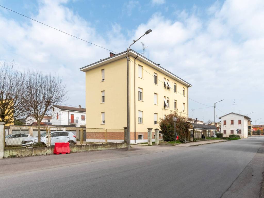 appartamento in vendita a Novi di Modena