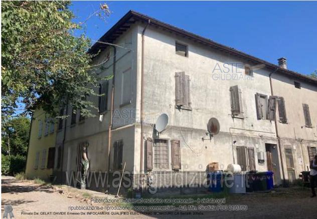 terreno edificabile in vendita a Novi di Modena