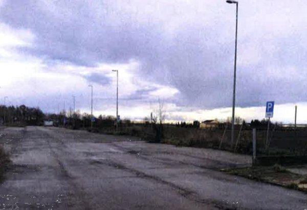 terreno edificabile in vendita a Novi di Modena