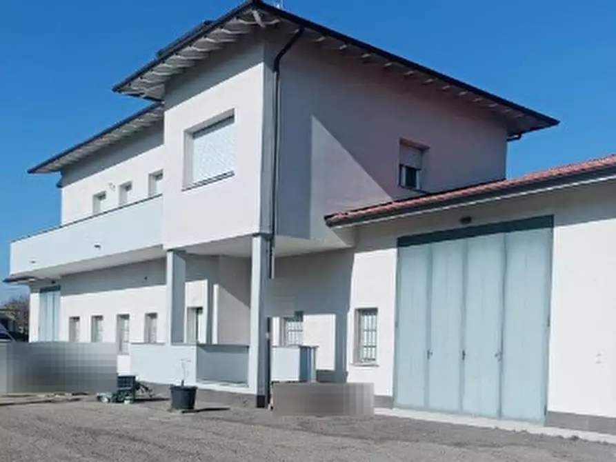 appartamento in vendita a Novi di Modena in zona Rovereto sulla Secchia