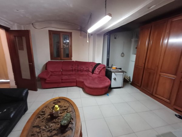 casa indipendente in vendita a Novi di Modena in zona Rovereto sulla Secchia