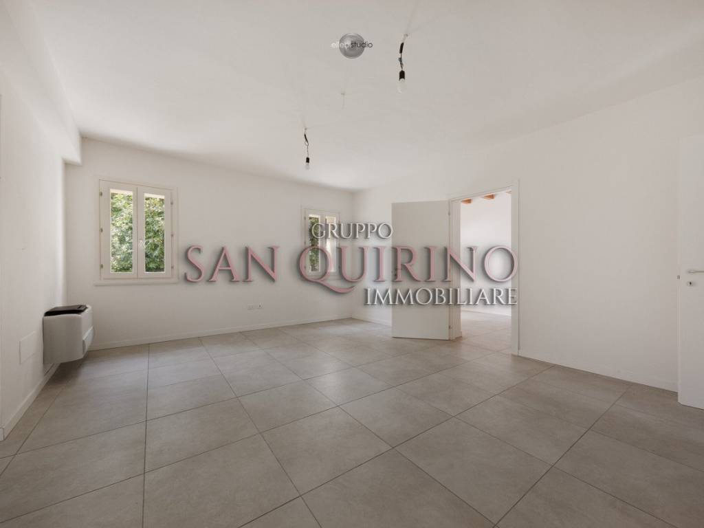 casa indipendente in vendita a Novi di Modena