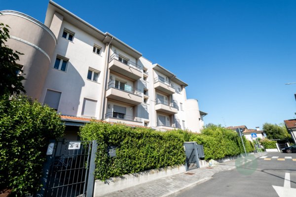 appartamento in vendita a Novi di Modena in zona Rovereto sulla Secchia