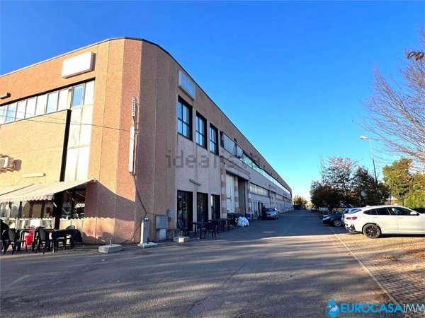 ufficio in vendita a Novi di Modena in zona Rovereto sulla Secchia