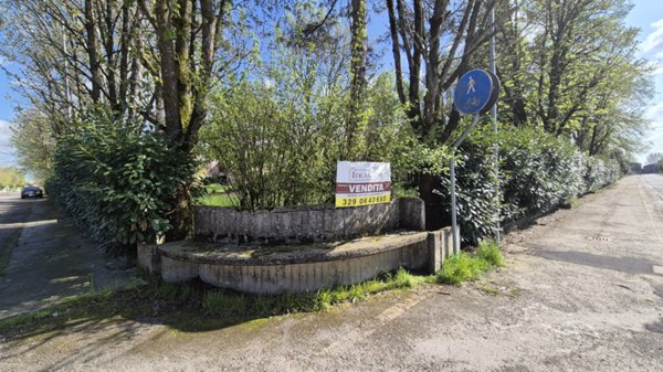 appartamento in vendita a Novi di Modena in zona Sant'Antonio in Mercadello