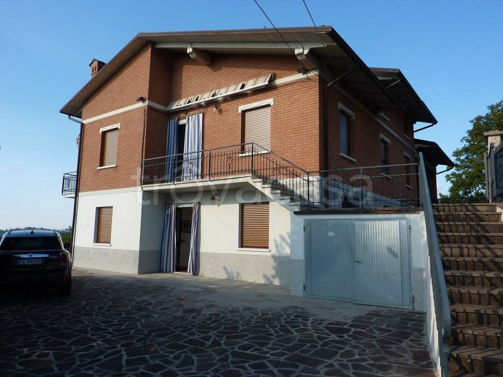 casa indipendente in vendita a Palagano in zona Costrignano