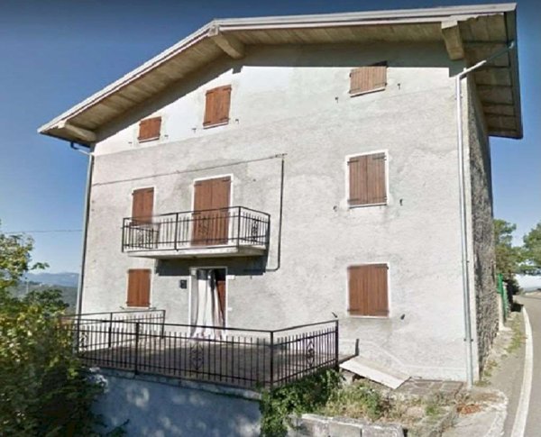 casa indipendente in vendita a Palagano in zona Costrignano