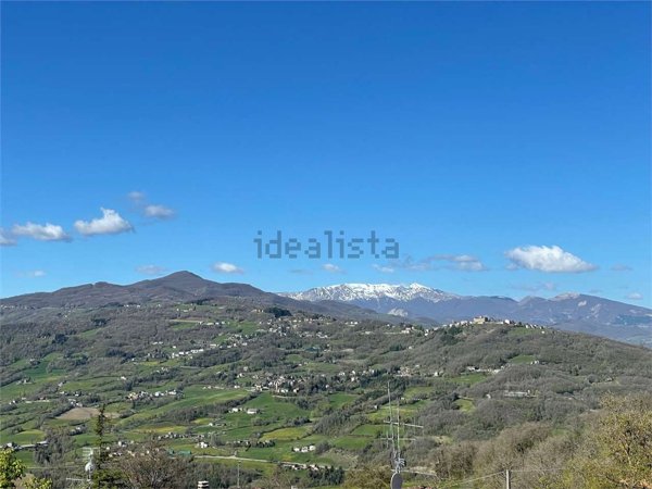 pentavano in vendita a Palagano in zona Monchio