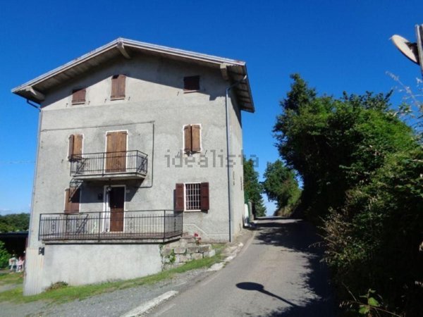 casa indipendente in vendita a Palagano
