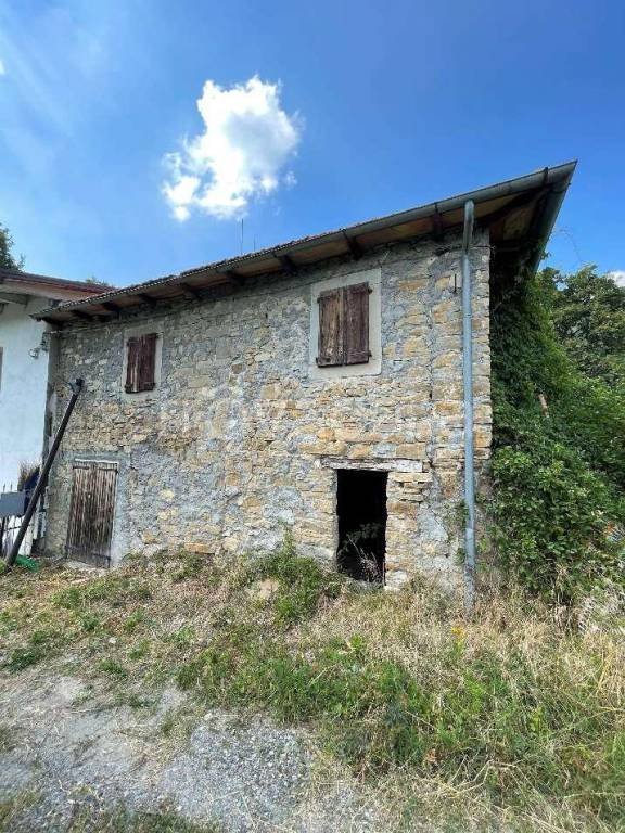 casa indipendente in vendita a Palagano