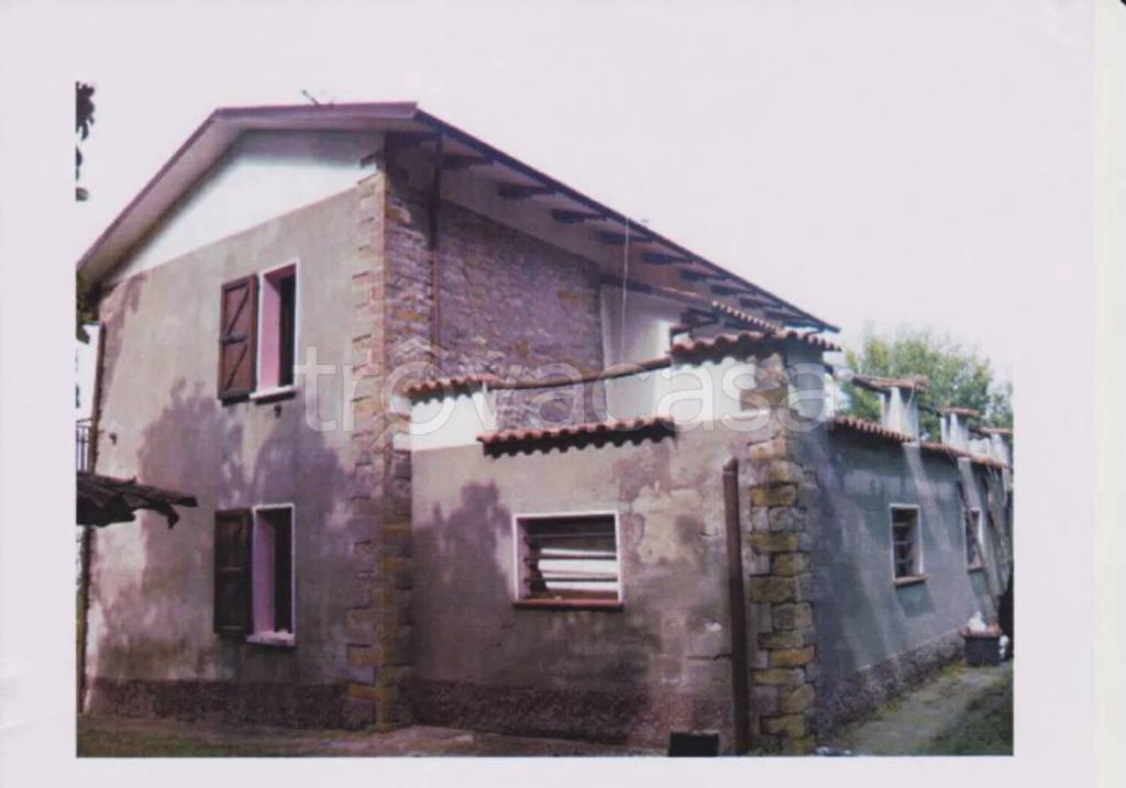 casa indipendente in vendita a Palagano