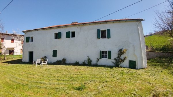 casa indipendente in vendita a Palagano in zona Susano