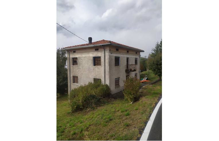 casa indipendente in vendita a Palagano in zona Monchio