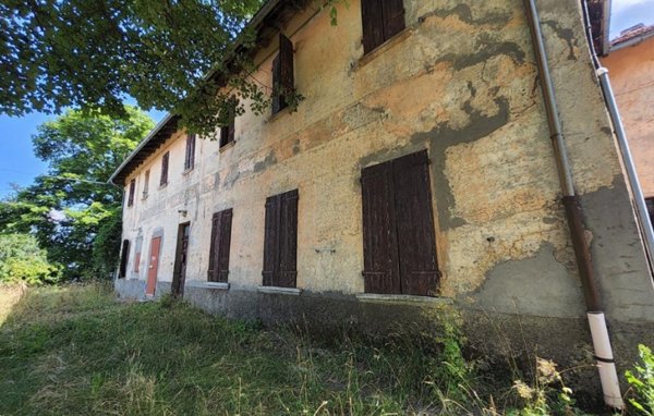 intera palazzina in vendita a Palagano in zona Boccassuolo