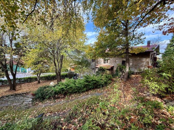 casa indipendente in vendita a Palagano