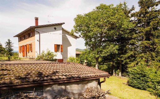 casa indipendente in vendita a Palagano