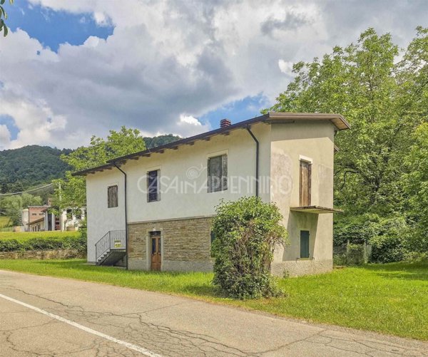 casa indipendente in vendita a Palagano