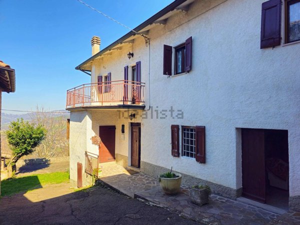 casa indipendente in vendita a Palagano in zona Monchio