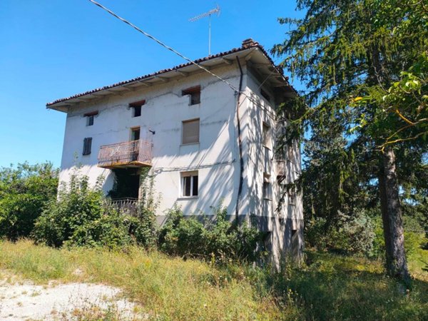 casa indipendente in vendita a Pavullo nel Frignano