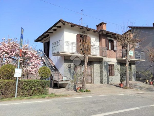 casa indipendente in vendita a Pavullo nel Frignano in zona Castagneto