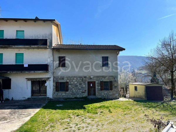 casa indipendente in vendita a Pavullo nel Frignano in zona Verica