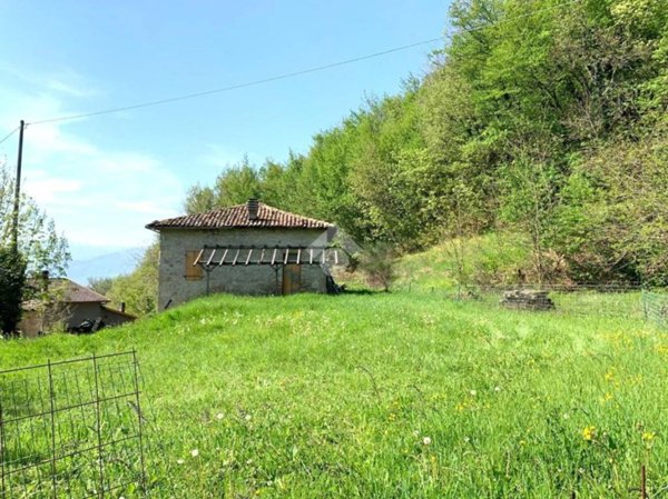 appartamento in vendita a Pavullo nel Frignano in zona Sassoguidano
