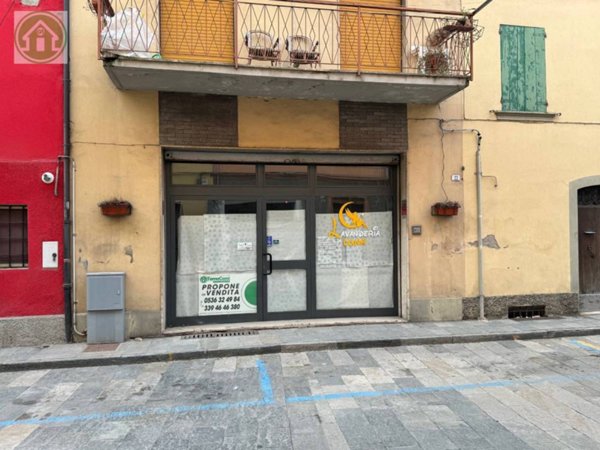 negozio in vendita a Pavullo nel Frignano