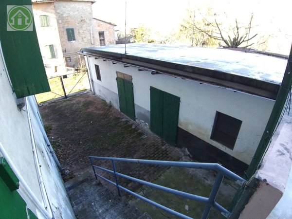 casa indipendente in vendita a Pavullo nel Frignano in zona Coscogno