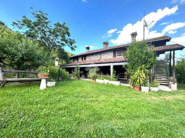 casa semindipendente in vendita a Pavullo nel Frignano in zona Verica