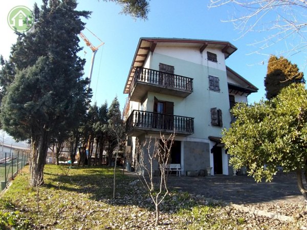 casa indipendente in vendita a Pavullo nel Frignano in zona Sant'Antonio