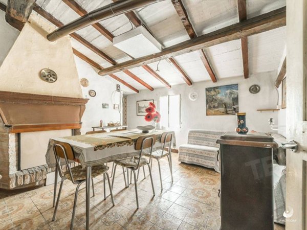 casa indipendente in vendita a Pavullo nel Frignano