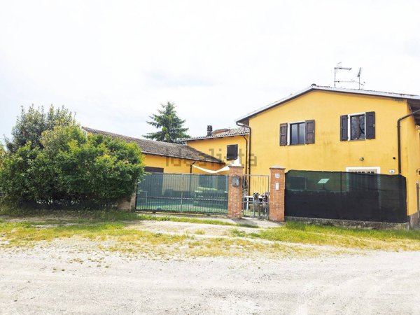 casa indipendente in vendita a Pavullo nel Frignano in zona Sant'Antonio