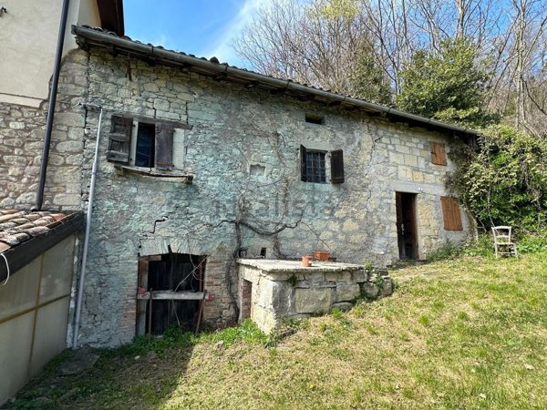 rudere in vendita a Pavullo nel Frignano in zona Verica