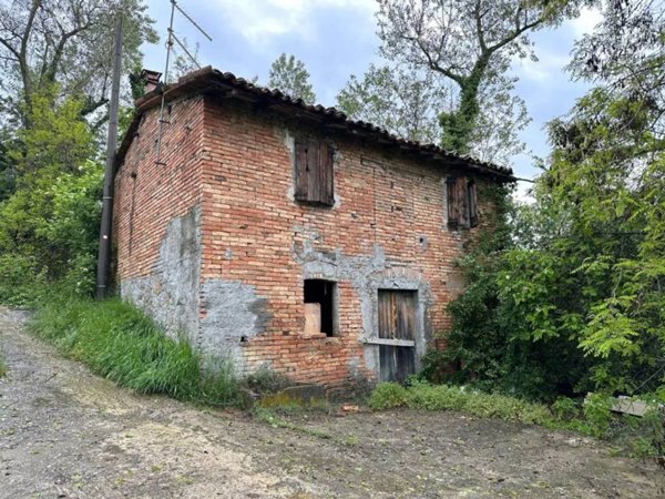 appartamento in vendita a Pavullo nel Frignano in zona Sant'Antonio