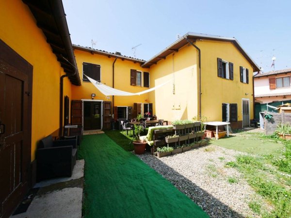 casa indipendente in vendita a Pavullo nel Frignano in zona Sant'Antonio