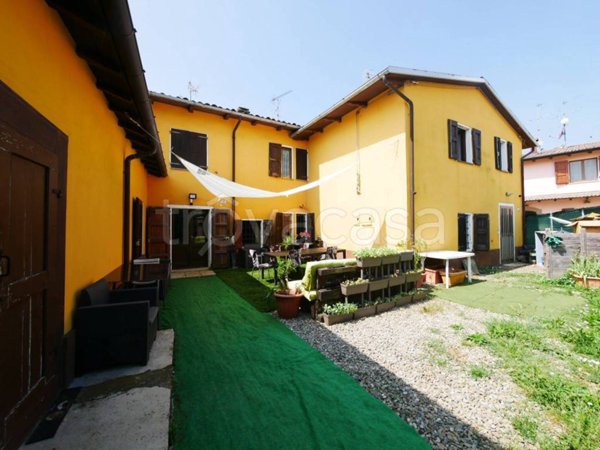 casa indipendente in vendita a Pavullo nel Frignano in zona Sant'Antonio