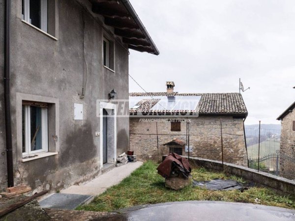 casa indipendente in vendita a Pavullo nel Frignano in zona Querciagrossa