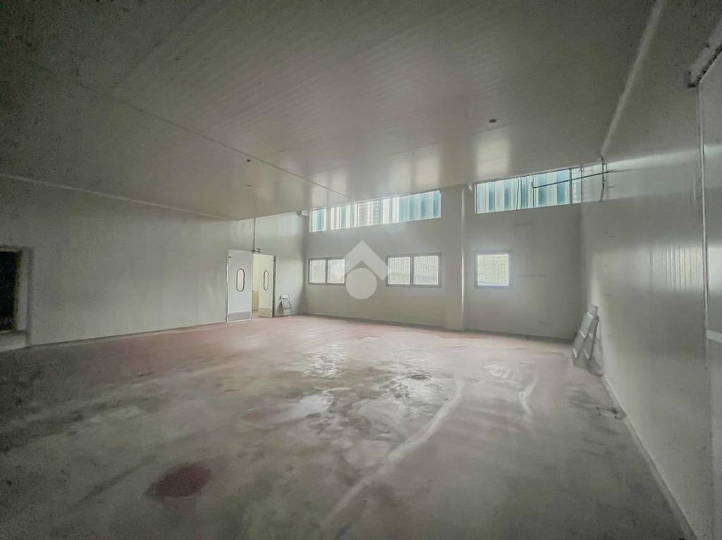 negozio in vendita a Pavullo nel Frignano