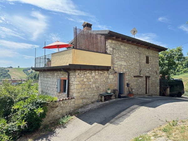 appartamento in vendita a Pavullo nel Frignano in zona Benedello