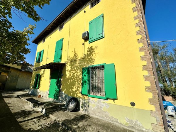 casa indipendente in vendita a Pavullo nel Frignano in zona Sant'Antonio