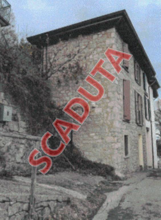 appartamento in vendita a Pavullo nel Frignano in zona Montecuccolo