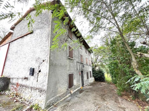 casa indipendente in vendita a Pavullo nel Frignano