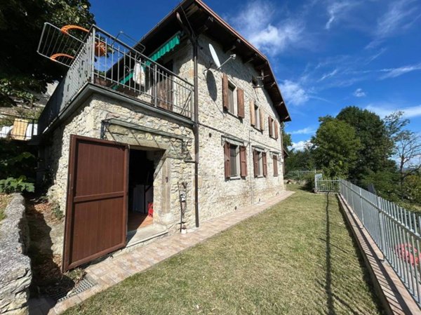 appartamento in vendita a Pavullo nel Frignano in zona Montecuccolo