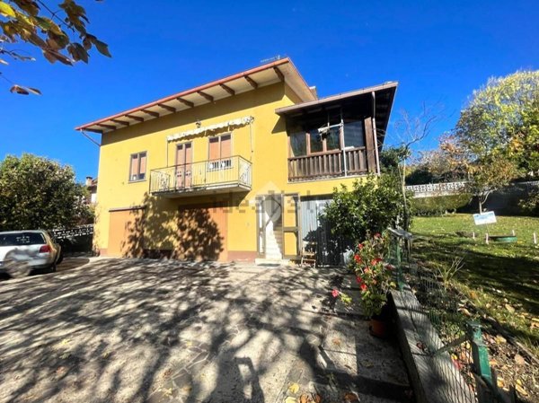 casa indipendente in vendita a Pavullo nel Frignano in zona Crocette